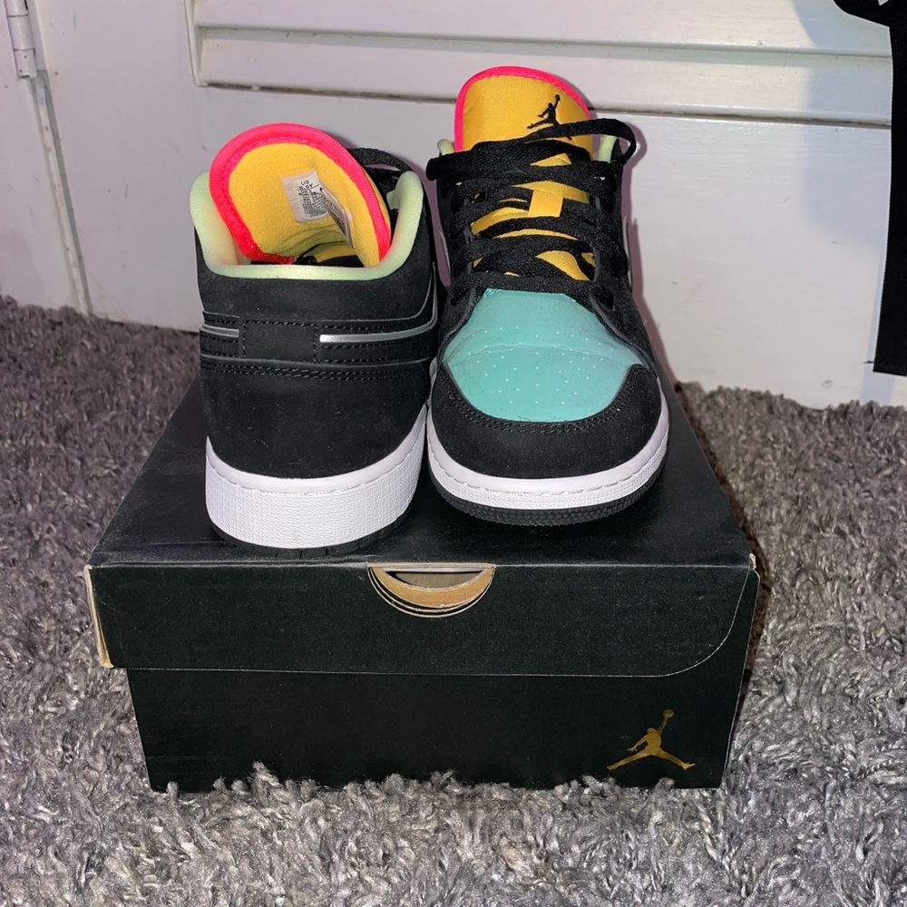 Jordan 1 low